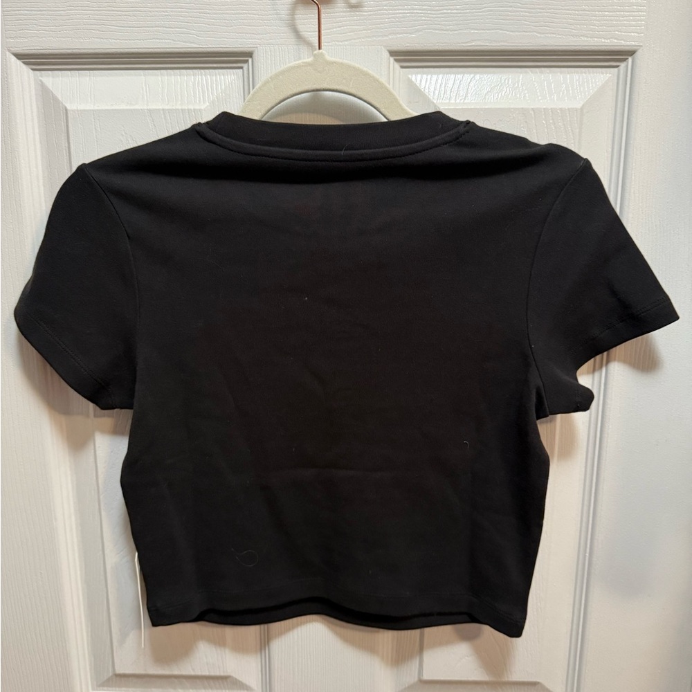 IVL Black Women's Crop Top - Picture 2 of 3